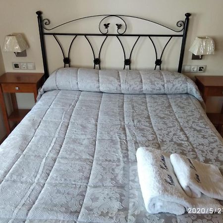 Casa Hortensia Салас Екстериор снимка