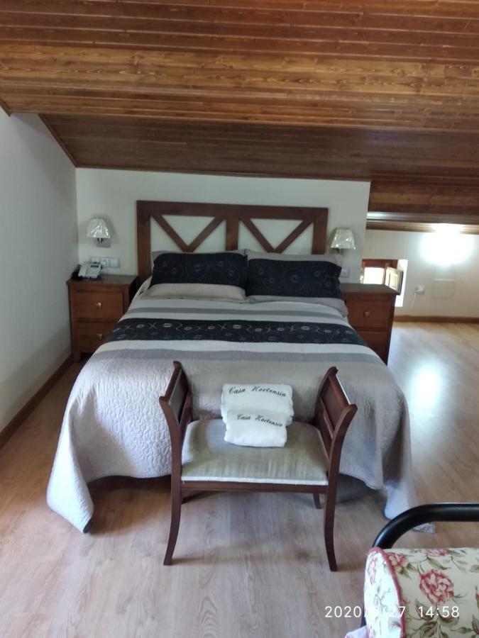 Casa Hortensia Салас Екстериор снимка