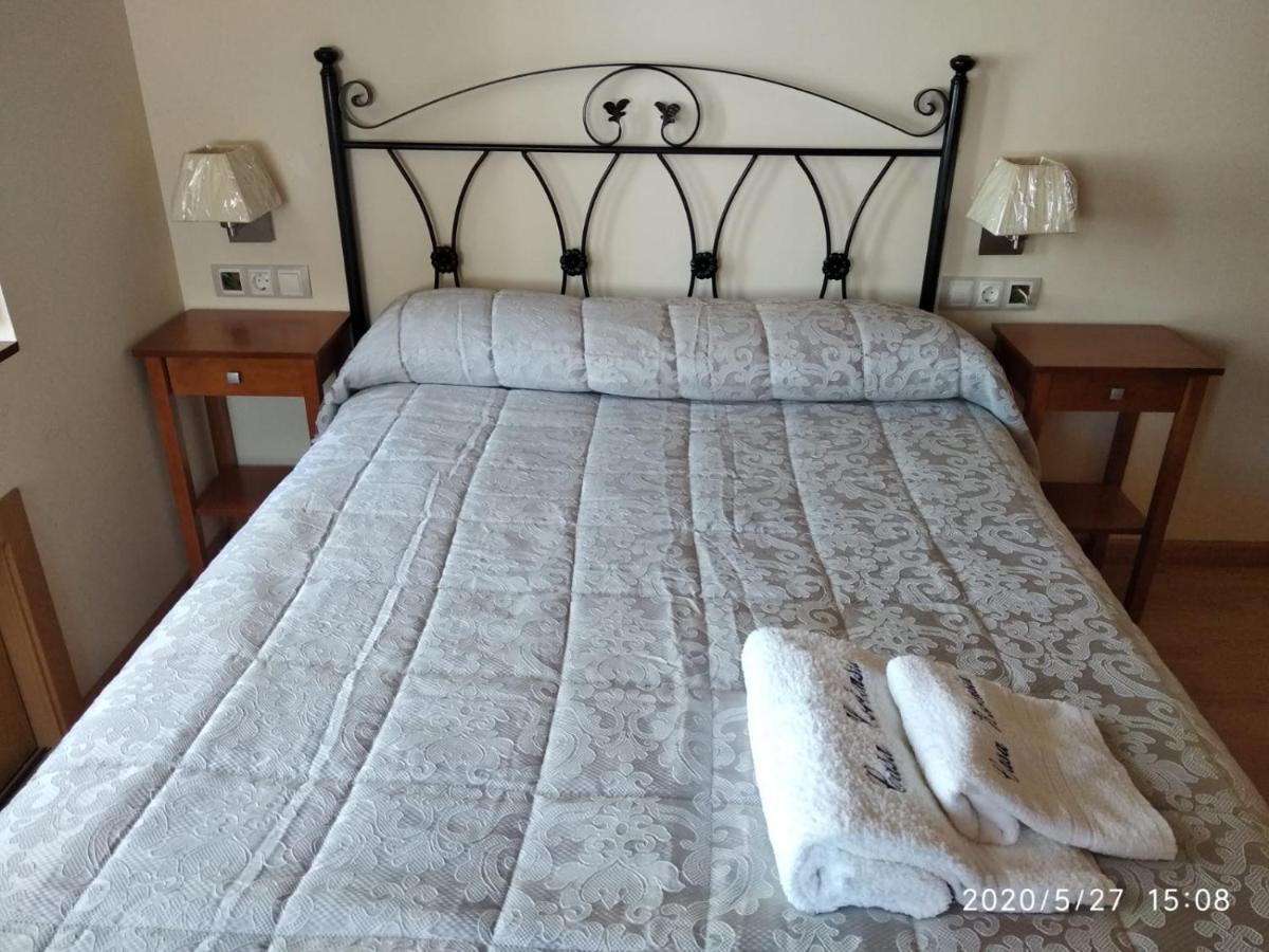 Casa Hortensia Салас Екстериор снимка