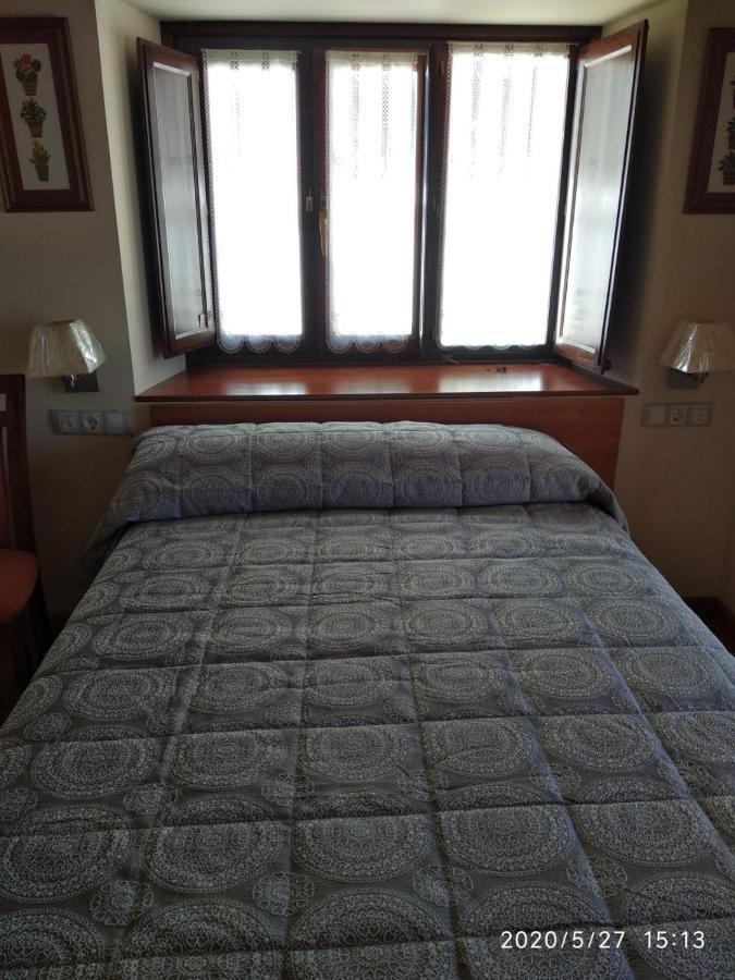 Casa Hortensia Салас Екстериор снимка