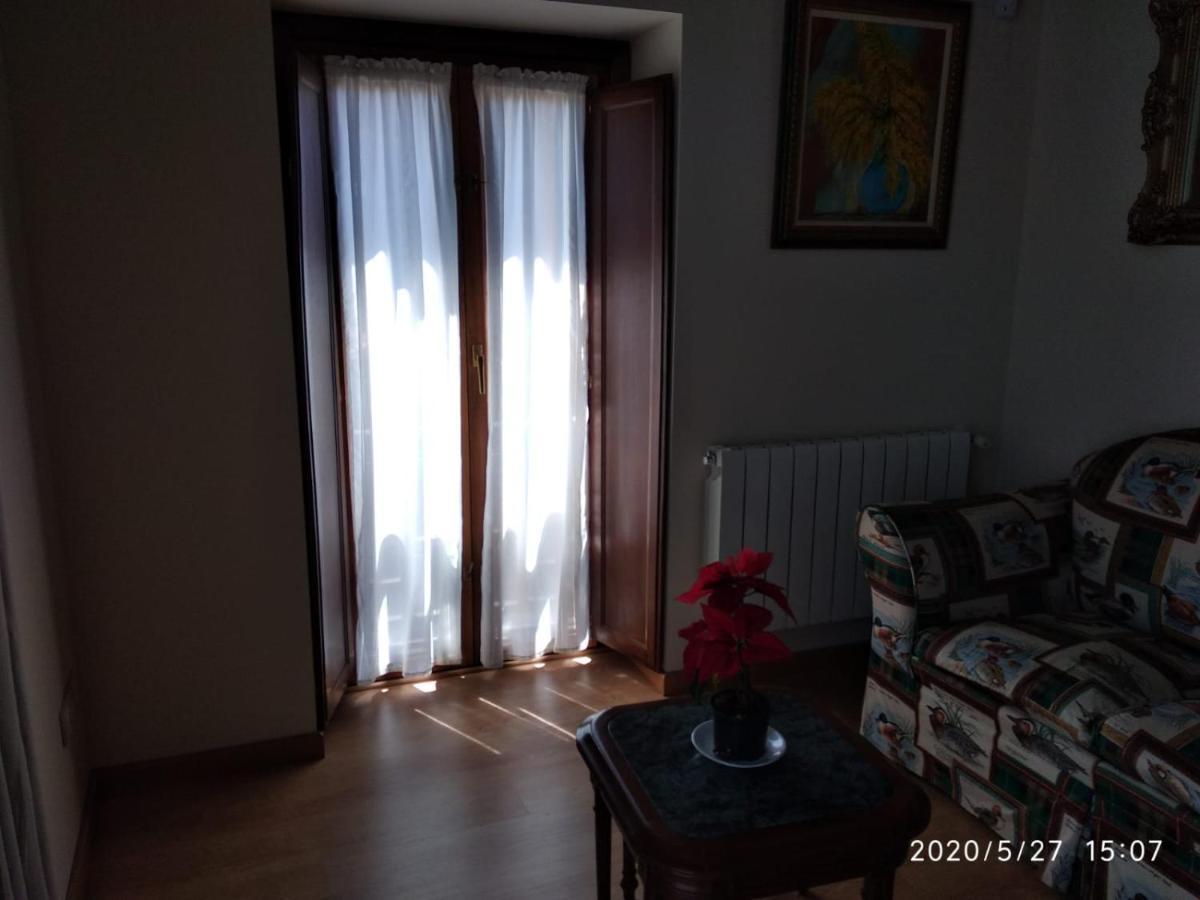 Casa Hortensia Салас Екстериор снимка