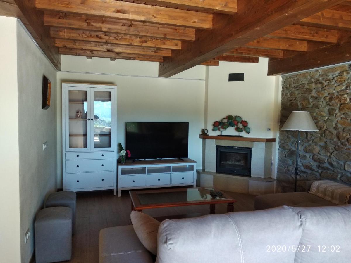 Casa Hortensia Салас Екстериор снимка