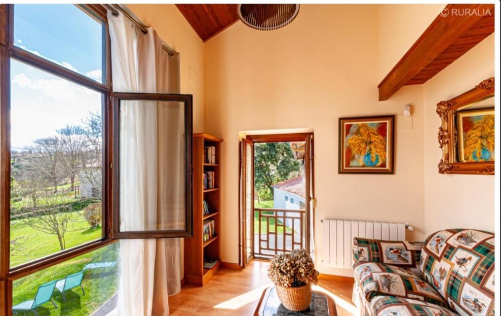 Casa Hortensia Салас Екстериор снимка